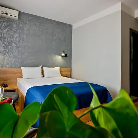 Class Hotel 3*